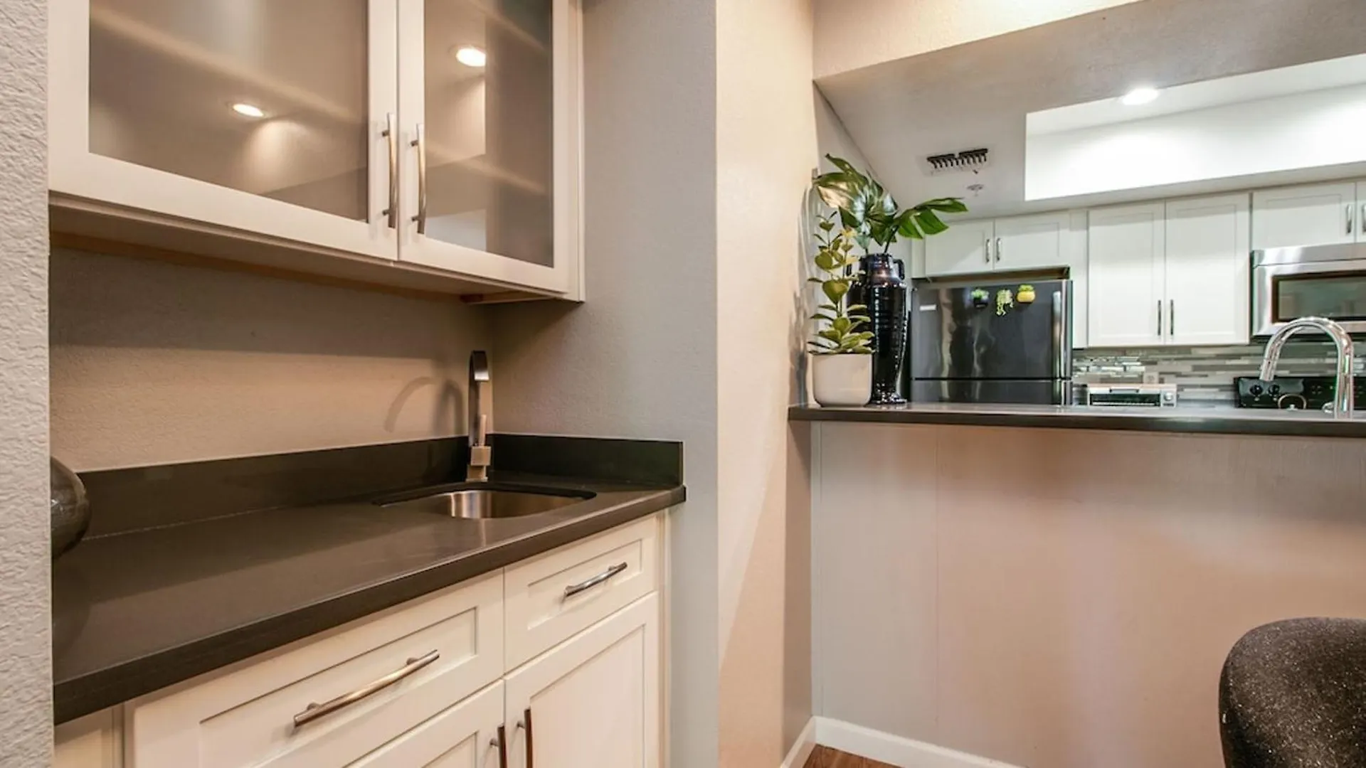 Charming & Comfy Condo In The Heart Of Old Town! سكوتسدايل بيت للعطل