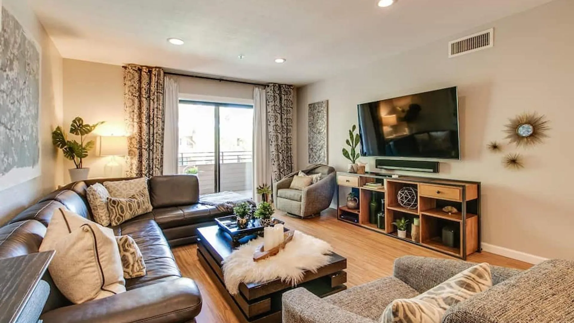 Charming & Comfy Condo In The Heart Of Old Town! سكوتسدايل